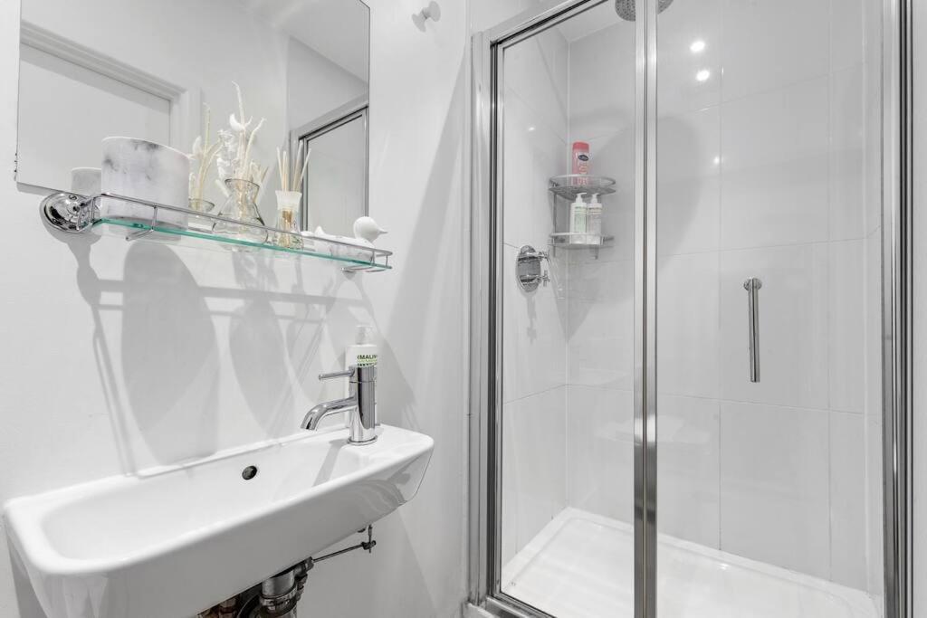 Stylish Sleep6 Flat At Iconic Piccadilly Circusvr6 Londres Exterior foto